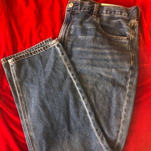 American Eagle Mom Jeans